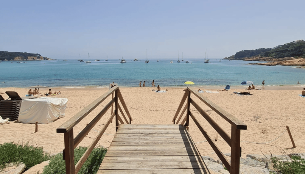 Is Costa Brava worth visiting?